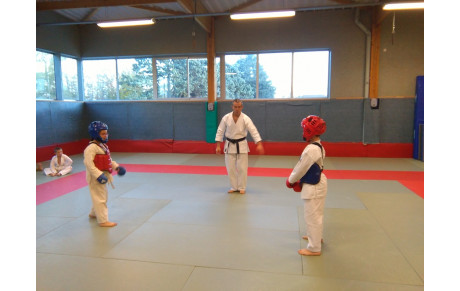 Cours karaté enfants